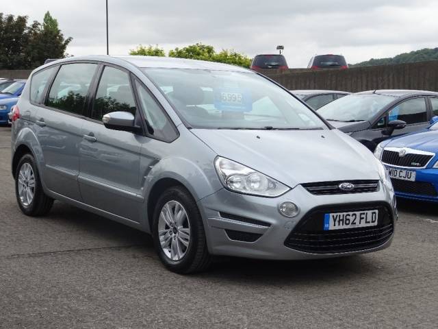 Ford S-MAX 2.0 TDCi 140 Zetec 5dr Powershift MPV Diesel SILVER