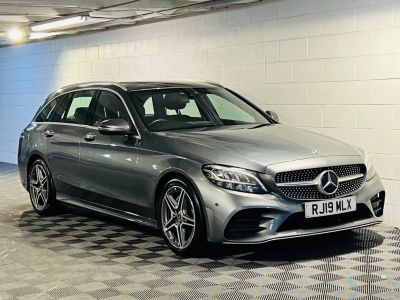 2019 C CLASS C200 AMG LINE 5DR 9G TRONIC 2019 19 AMG PACK FACE LIFT... photo