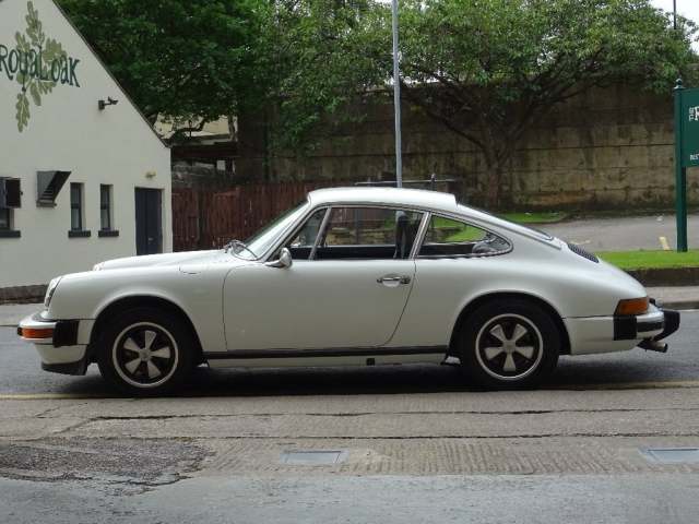 2017 Porsche 911 2.7 911