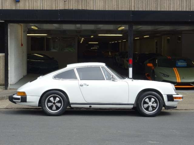 2017 Porsche 911 2.7 911