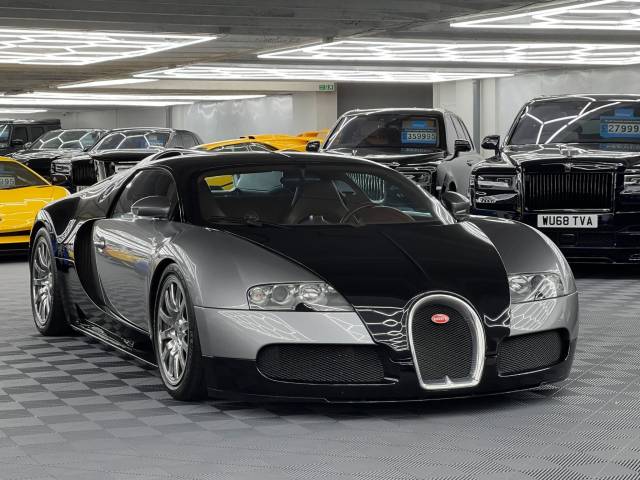 Bugatti Veyron Coupe Petrol Grey
