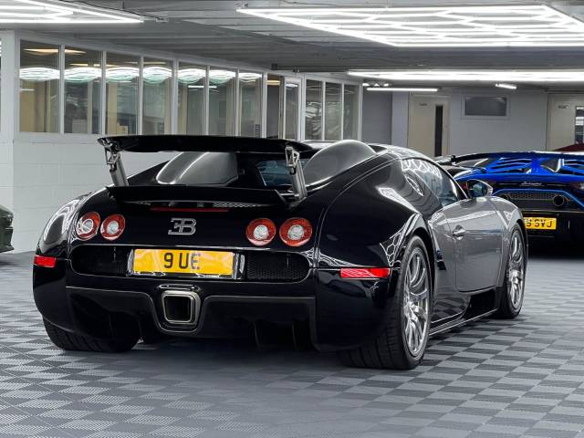 2007 Bugatti Veyron 8.0