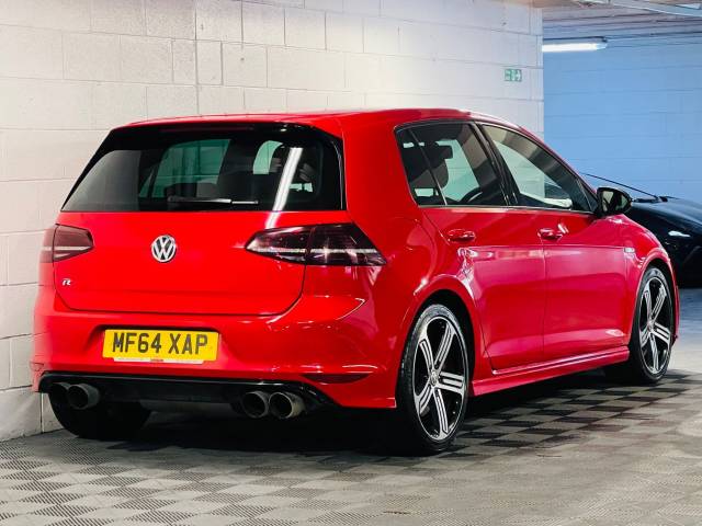 2014 Volkswagen Golf 2.0 TSI R 5dr