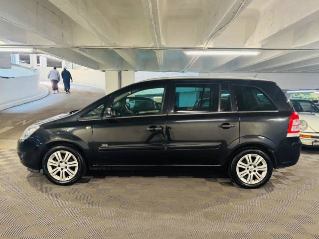 2013 Vauxhall Zafira 1.8i Design 5dr