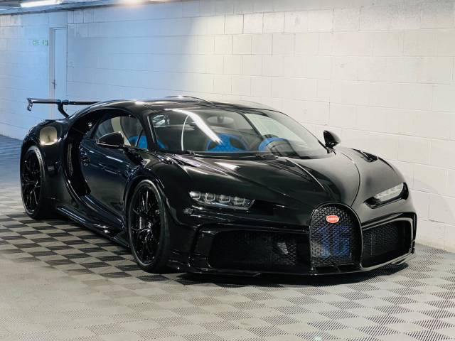 Bugatti Chiron Coupe Petrol Black