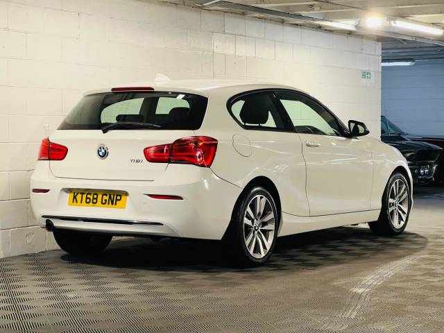 2019 BMW 1 Series 118i [1.5] Sport 3dr [Nav/Servotronic]