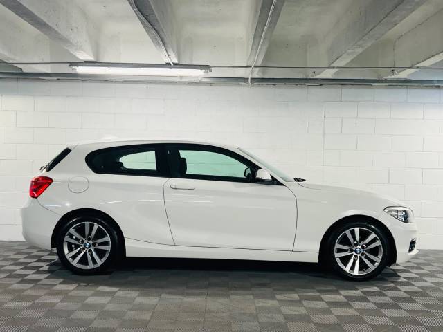 2019 BMW 1 Series 118i [1.5] Sport 3dr [Nav/Servotronic]