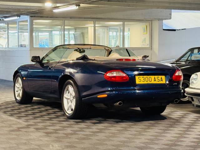 1999 Jaguar Xk8 4.0 2dr Auto