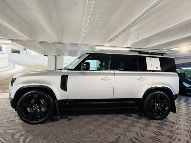 2021 Land Rover Defender 110 3.0 D300 X-Dynamic HSE 110 5dr Auto [7 Seat]