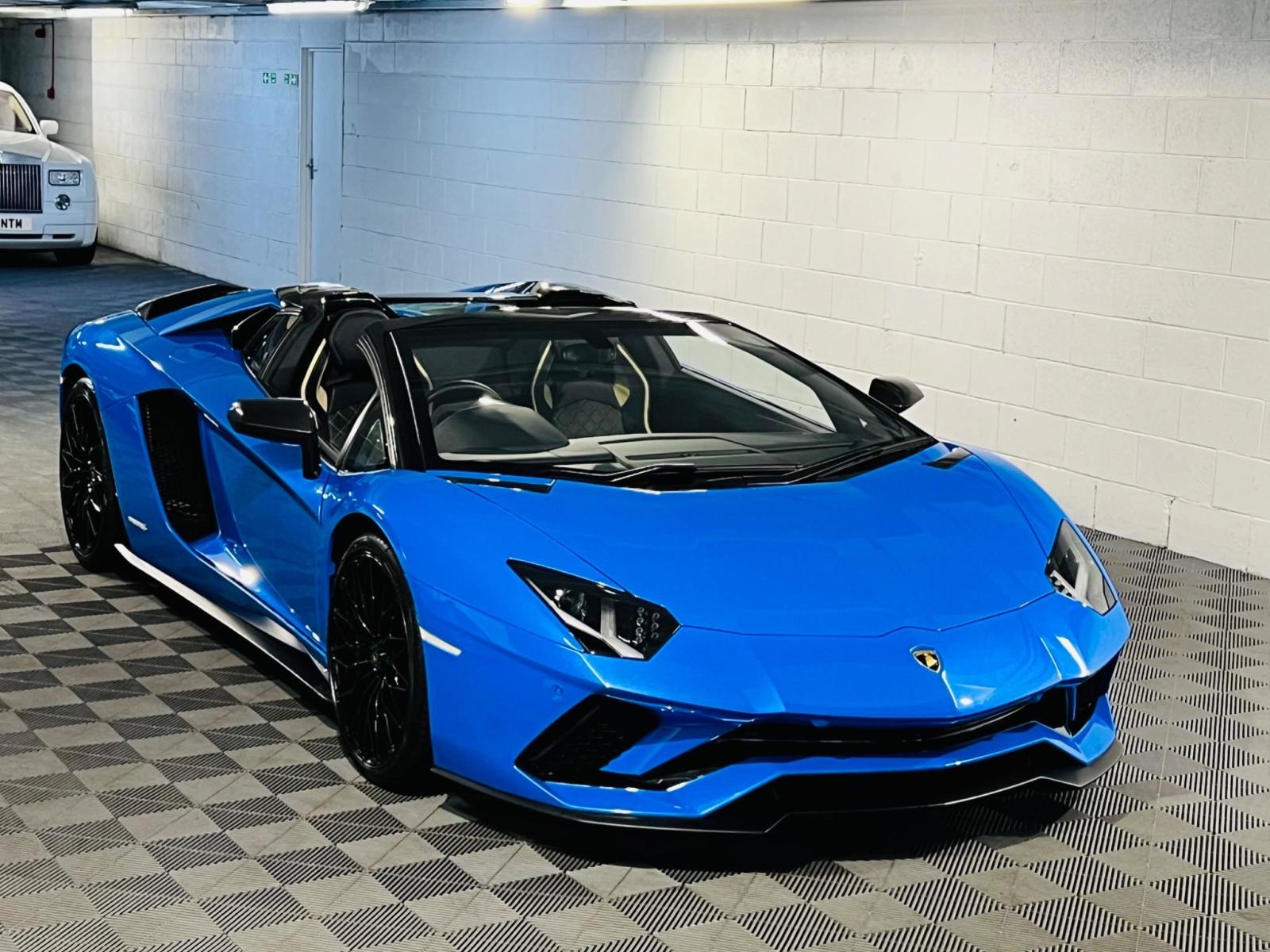 2018 Lamborghini Aventador