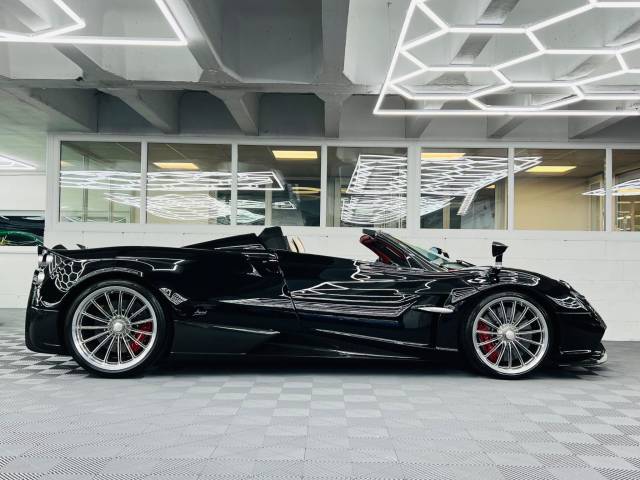 2021 Pagani Huayra 6.0 6L V12 Roadster