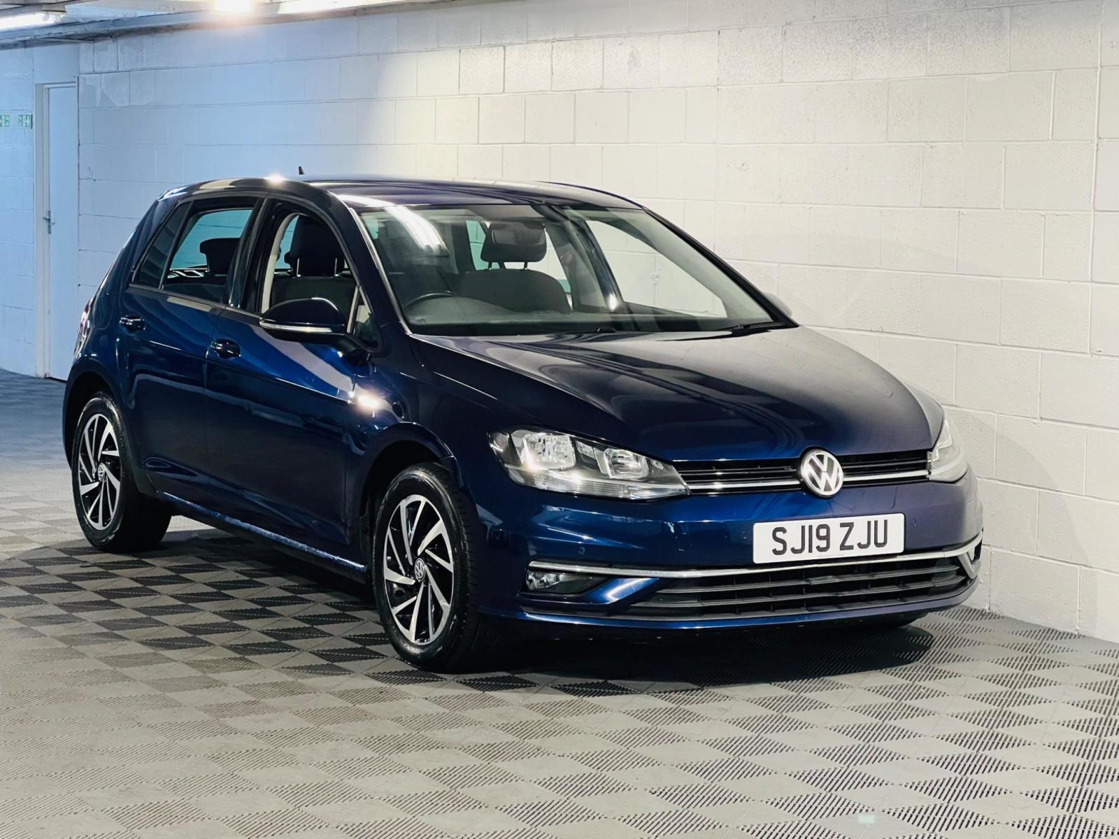 2019 Volkswagen Golf
