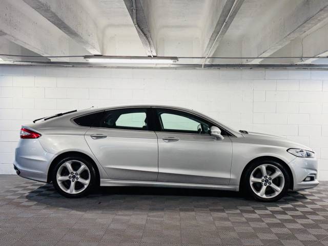 2017 Ford Mondeo 2.0 TDCi 210 Titanium 5dr Powershift