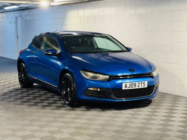 Volkswagen Scirocco 2.0 TDI 3dr DSG Coupe Diesel BLUE