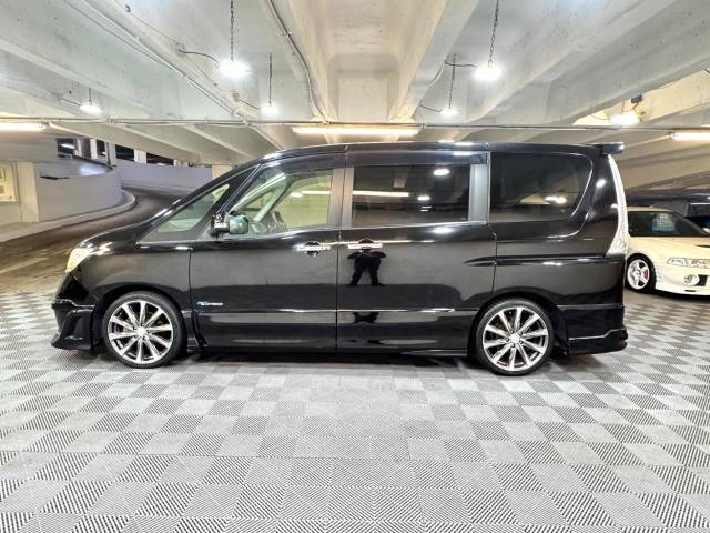 2013 Nissan Serena 2.0 S-Hybrid Highway Star Auto IMPUL 5DR