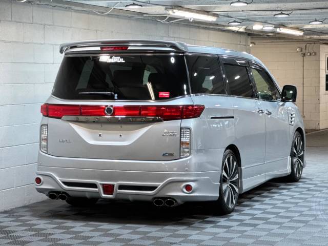 2012 Nissan Elgrand 350 3.5 Highway Star Premium Auto IMPUL