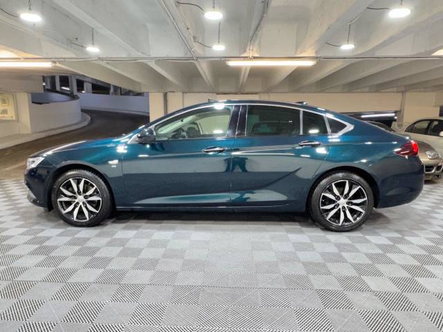 2017 Vauxhall Insignia 2.0 Turbo D Elite Nav 5dr Auto