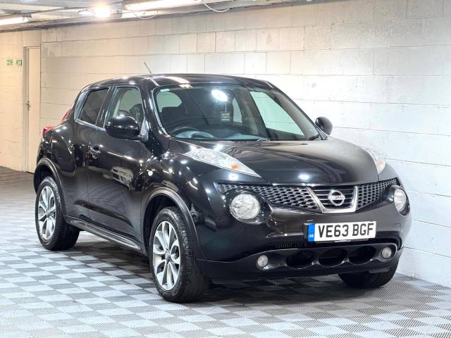 Nissan Juke 1.5 dCi Tekna 5dr [Start Stop] Hatchback Diesel BLACK