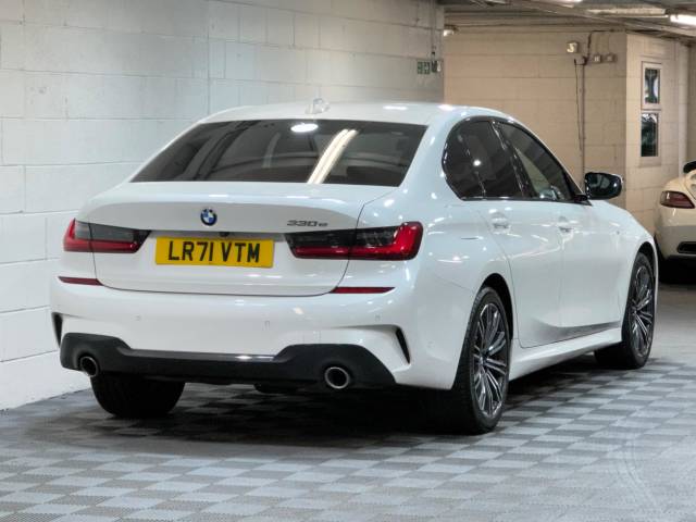 2021 BMW 3 Series 2.0 330e M Sport 4dr Step Auto