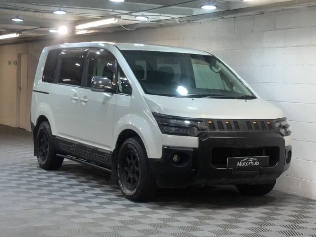 2011 Mitsubishi Delica D5 2.0 G POWER PACKAGE 8 Seat ULEZ