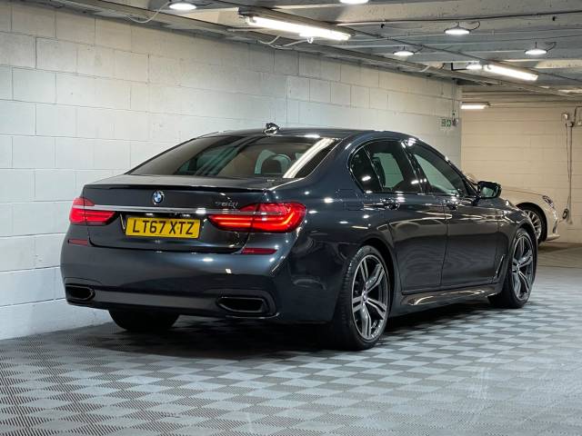 2017 BMW 7 Series 4.4 750i M Sport 4dr Auto