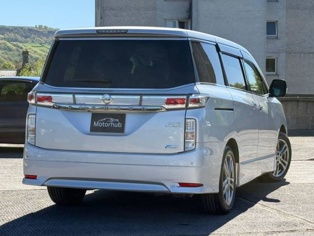 2013 Nissan Elgrand 2.5 250 Highway Star Urban Chrome S/ROOF