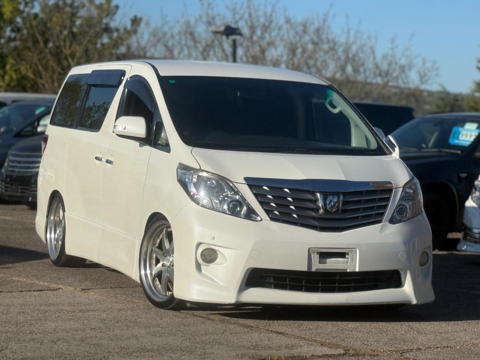 2009 Toyota Alphard