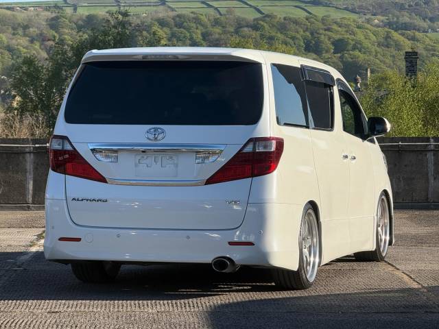 2009 Toyota Alphard 3.0 350S C Package 3.5 V6 Auto 7 Seat