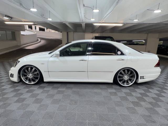 2004 Toyota Crown GRS180 2.5 V6 Athlete Saloon JDM VIP