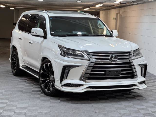Lexus LX LX570 5.7 V8 WALD BLACK BISON 8 SEATS SUV Petrol White