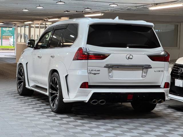 2016 Lexus LX LX570 5.7 V8 WALD BLACK BISON 8 SEATS