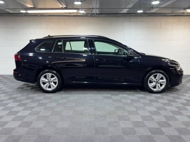 2020 Volkswagen Golf 1.0 eTSI Life 5dr DSG