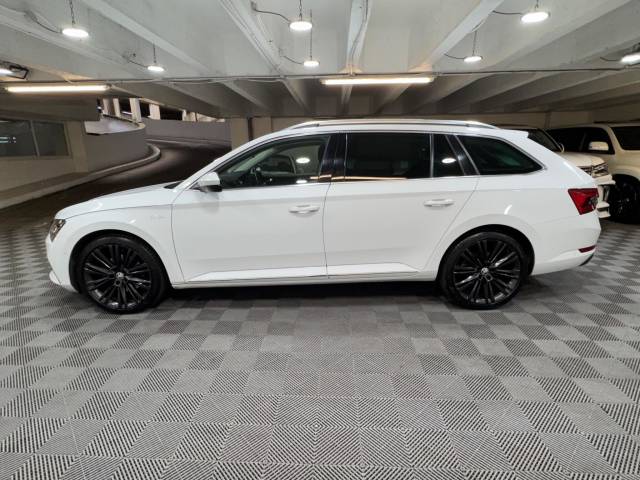 2021 Skoda Superb 1.4 TSI iV Laurin + Klement DSG 5dr