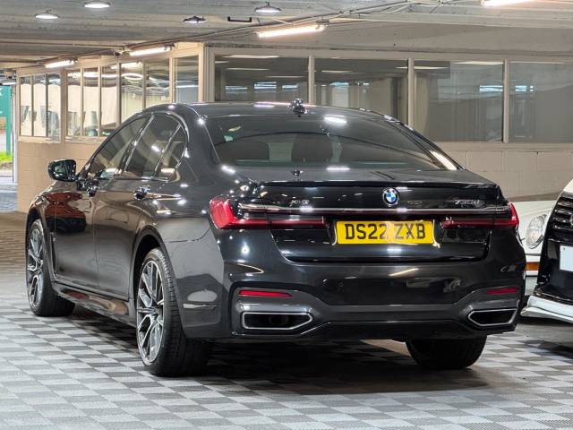 2022 BMW 7 Series 3.0 730d xDrive MHT M Sport 4dr Auto