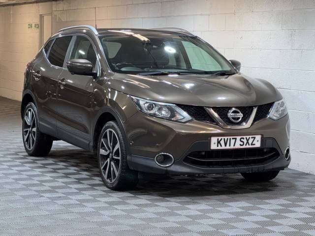 Nissan Qashqai 1.5 dCi Tekna 5dr Hatchback Diesel BRONZE