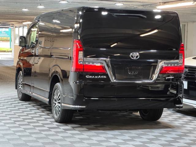 2020 Toyota Granace Premium 2.8 D-4D Turbo Diesel Auto Euro6