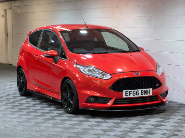 Ford Fiesta 1.6 EcoBoost ST-3 3dr Hatchback Petrol ORANGE
