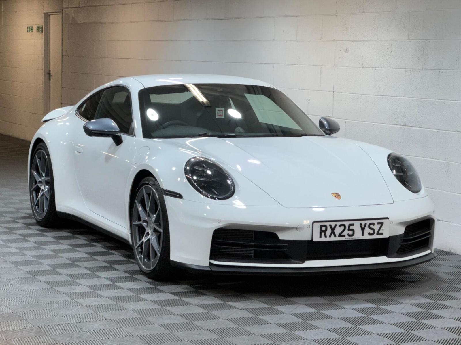 2025 Porsche 911