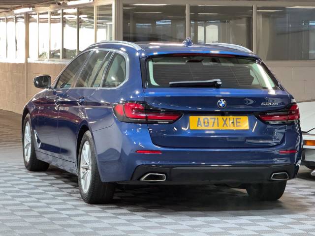 2021 BMW 5 Series 2.0 520d MHT SE 5dr Step Auto