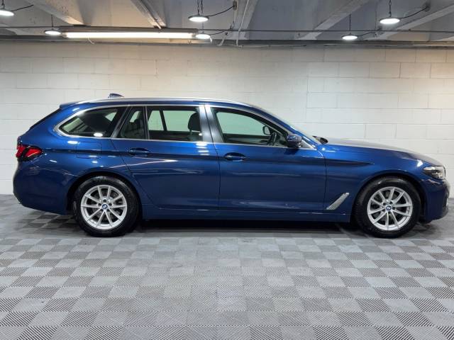 2021 BMW 5 Series 2.0 520d MHT SE 5dr Step Auto