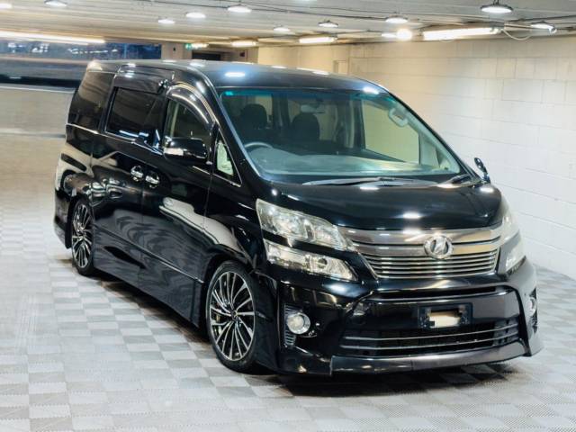 Toyota Vellfire 2.4 Z Edition Automatic 8 Seat ULEZ MPV MPV Petrol Ethanol Black