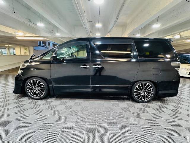 2013 Toyota Vellfire 2.4 Z Edition Automatic 8 Seat ULEZ MPV