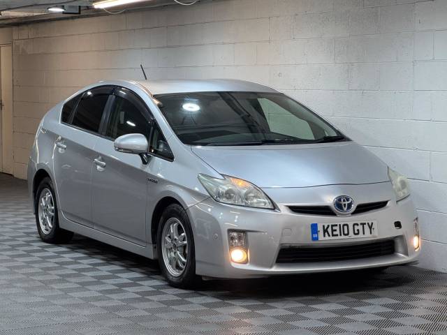 Toyota Prius 1.8 PRIUS HYBRID Hatchback Hybrid Electric SILVER
