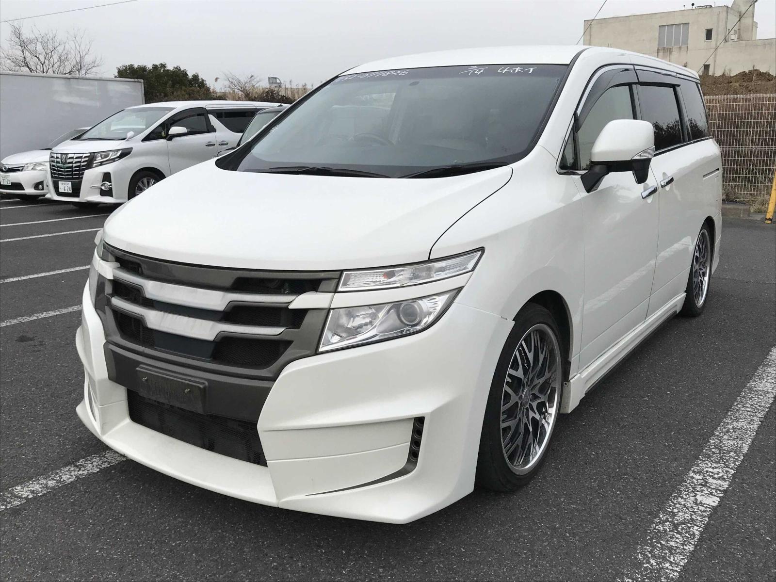 2015 Nissan Elgrand