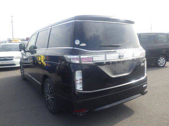 2015 Nissan Elgrand 2.5 250 Highway Star Auto 7 Seat ULEZ