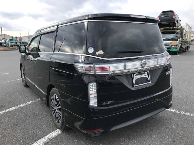 2014 Nissan Elgrand 2.5 250 Highway Star Auto 7 Seat ULEZ