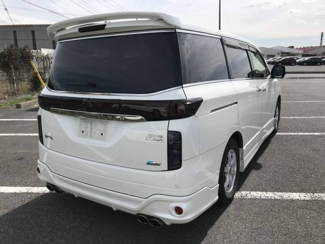 2013 Nissan Elgrand 2.5 250 Highway Star FULL IMPUL CAR ULEZ