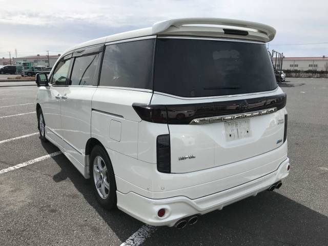 2013 Nissan Elgrand 2.5 250 Highway Star FULL IMPUL CAR ULEZ