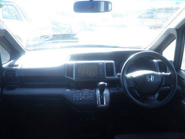2011 Honda Stepwagon Spada 2.0 Z Edition 8 Seat ULEZ Auto