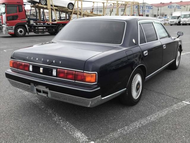 2004 Toyota Century 5.0 V12 Royal Luxury Dual EMV Package